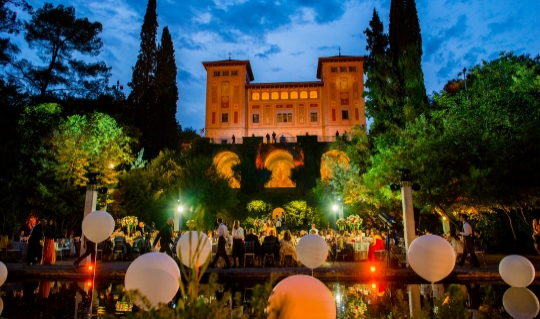 Mesmerizing Venues from Castles to Country houses