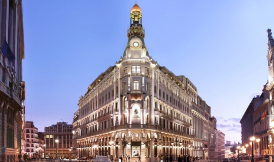 Distinct and Luxurious Retreats