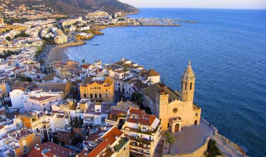 Art, Adventure and Flavors of Catalonia